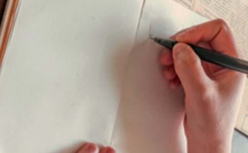 非物質的愛作文1200字