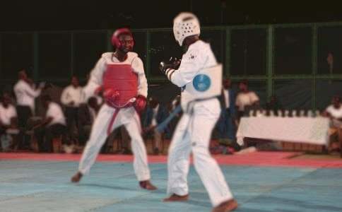 ��ȭ����ٻ��(d��ng)����